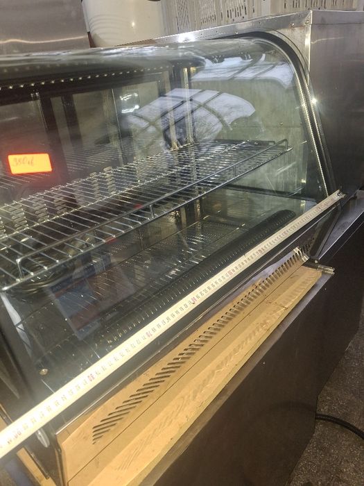 Хладилна витрина настолна
