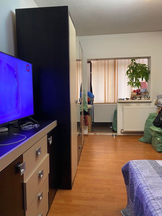 Închiriez ap. cu 3 camere ,et. 2, CraiovitaNouă