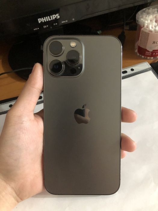 Продам айфон 13 про макс