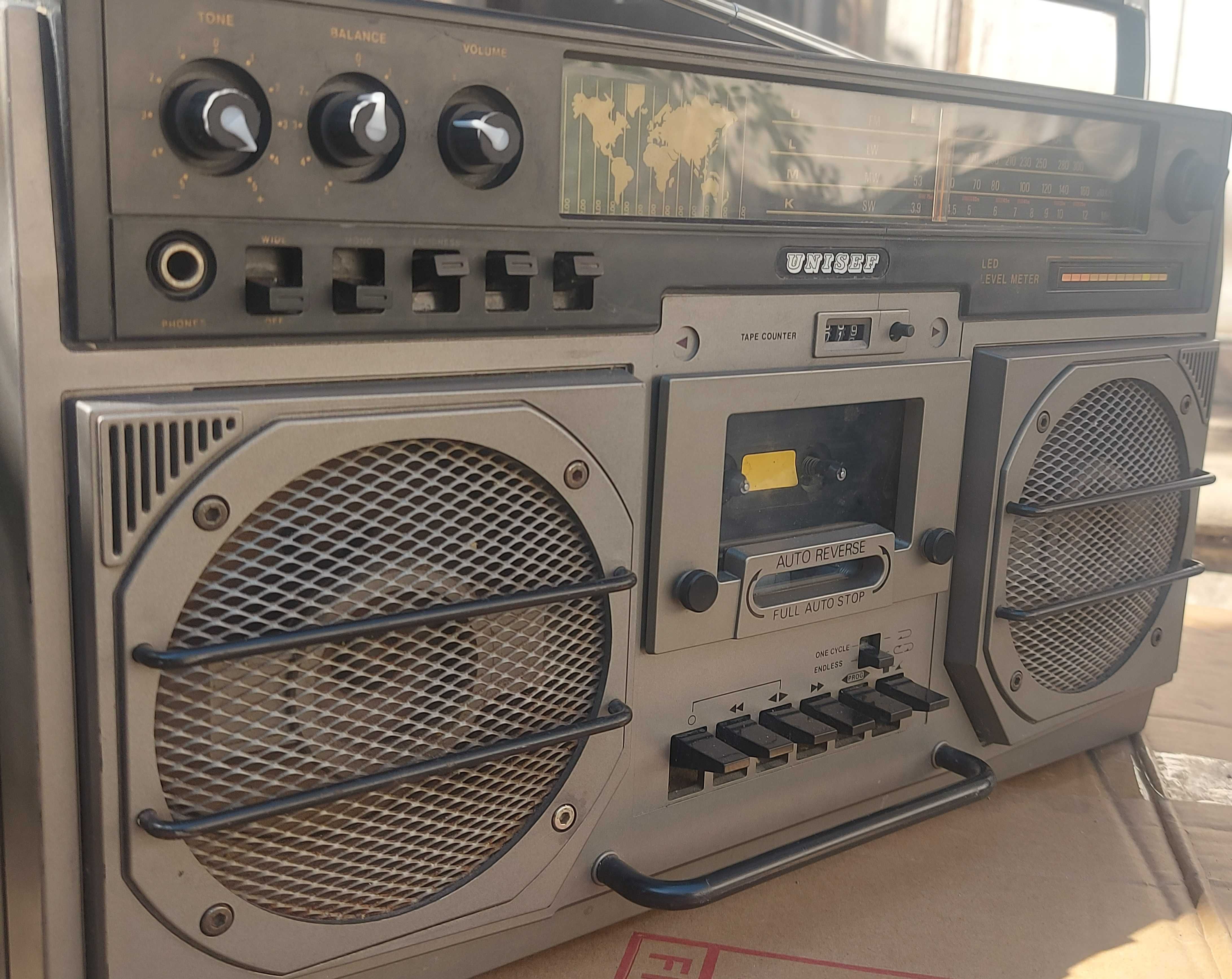 Unisef TU-7000 Auto Reverse Radio Cassette Recorder