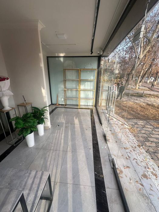 Офис /Торговое помещение сдаётся в аренду — моё собственное.