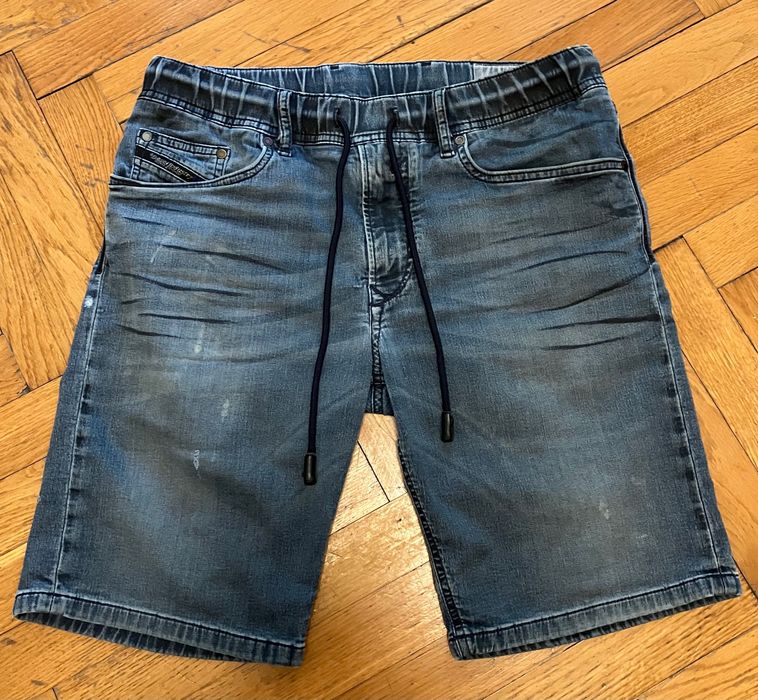 Short blugi Diesel marimea 30