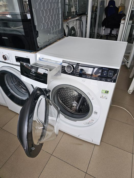 Пералня Electrolux PerfectCare 800