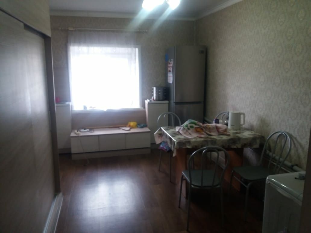 Продам дом с делимым участком