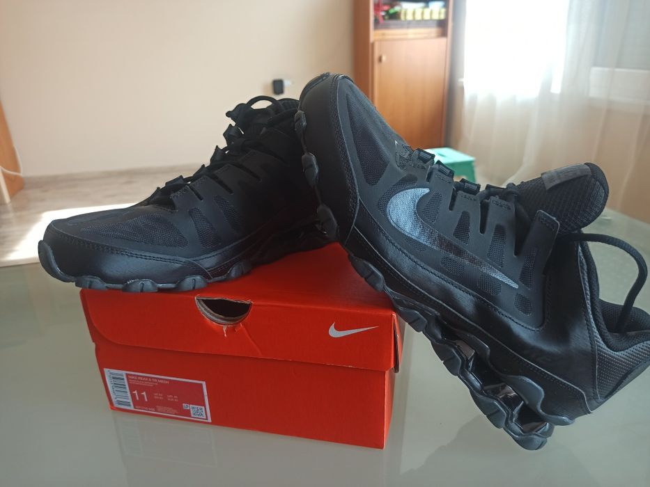 Маратонки Nike Reax 8 TR mesh.
