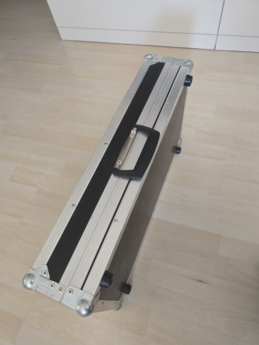 Vand consola dj plus case