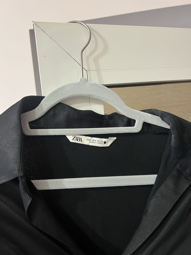 Дамска сатенена риза Zara