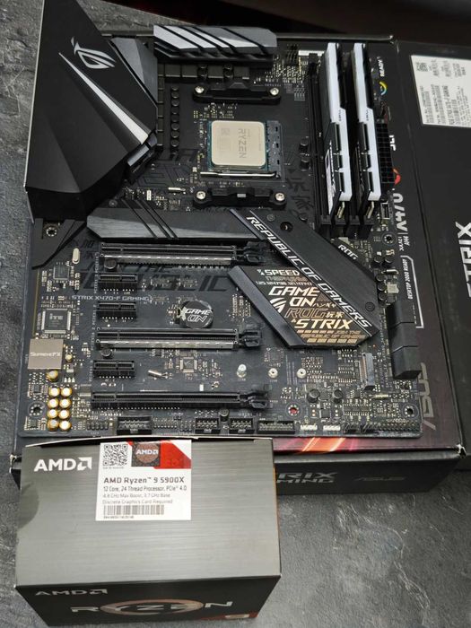 Ryzen 9 5900X, Asus ROG Strix X470-F Gaming, G.Skill Trident-Z 4000MHz
