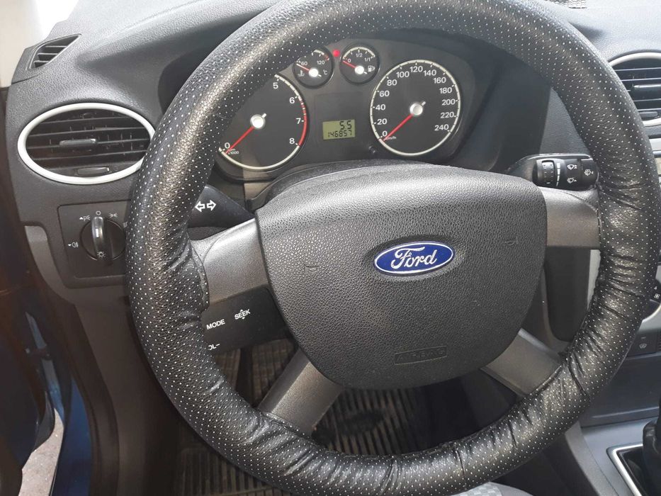 Ford focus 2 (2005)