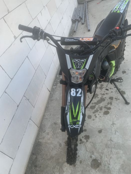 Cross 125 cc în 4 timpi