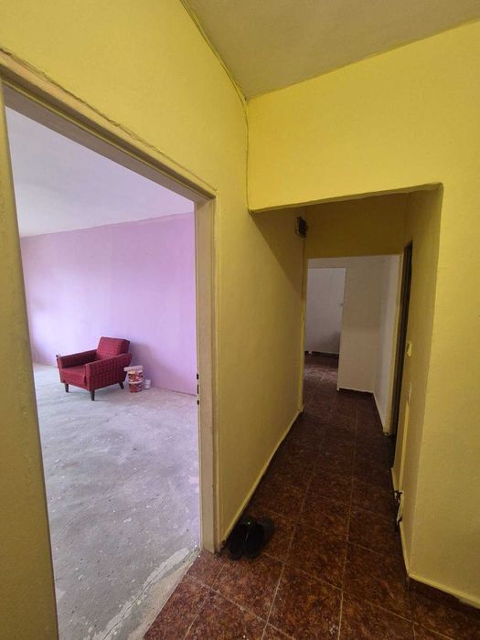 Продава се Тристаен апартамент в Кнежа - 76 кв.м за 401 €/кв.м - Снимка #3