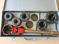 Roller's Central C 1 1/4 - trusa manuala de dat filete