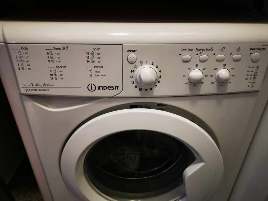 Пералня Indesit IWC 60851