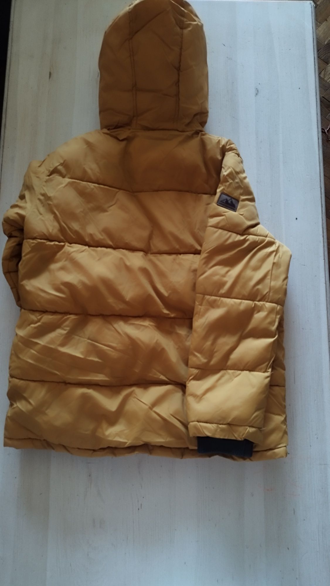 Зимни якета 9г H&M и Reserved