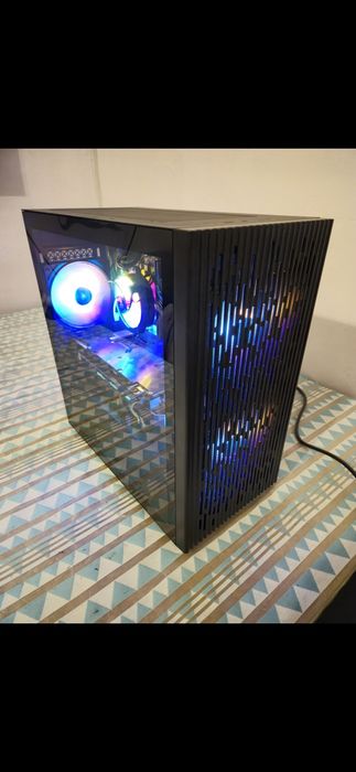 Геймърски компютър гаранция/i3 10100f 16GB,GTX 1070 8GB, 128GB SSD 1TB