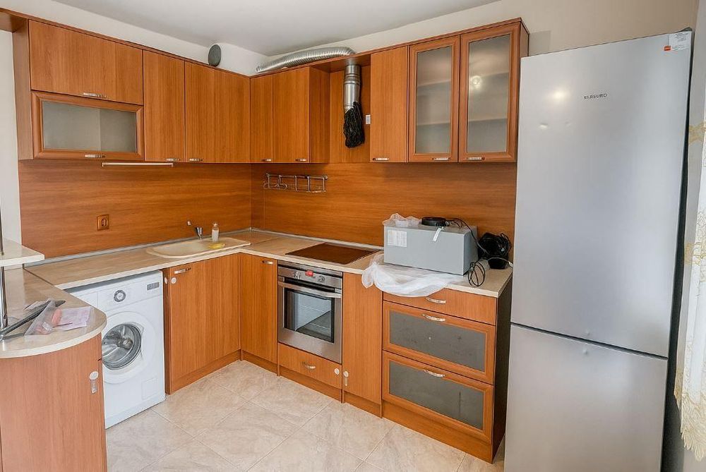 Двустаен апартамент в района на Колхозен !