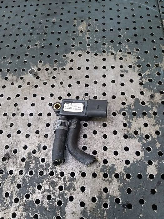 Senzor presiune gaze 2.0 tdi vw passat b6 3c 03g906051a