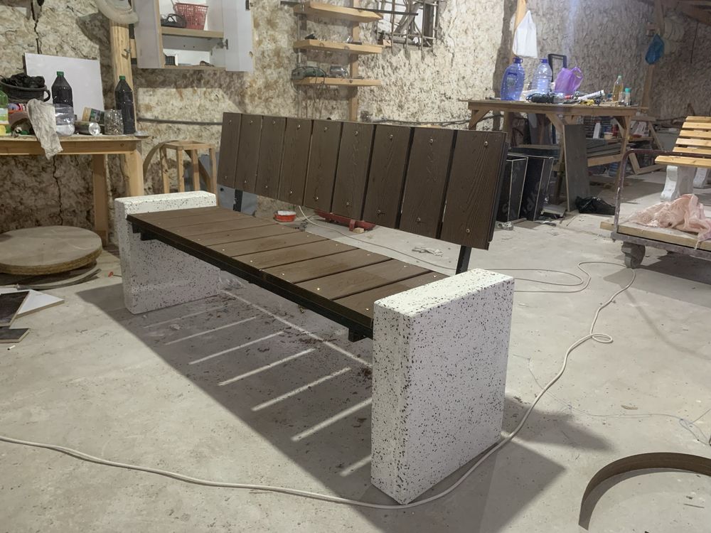 Скамейка из ДПК мраморная бетонная. Mramor skameka beton DPK