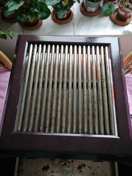 Продавам професионална електрическа скара