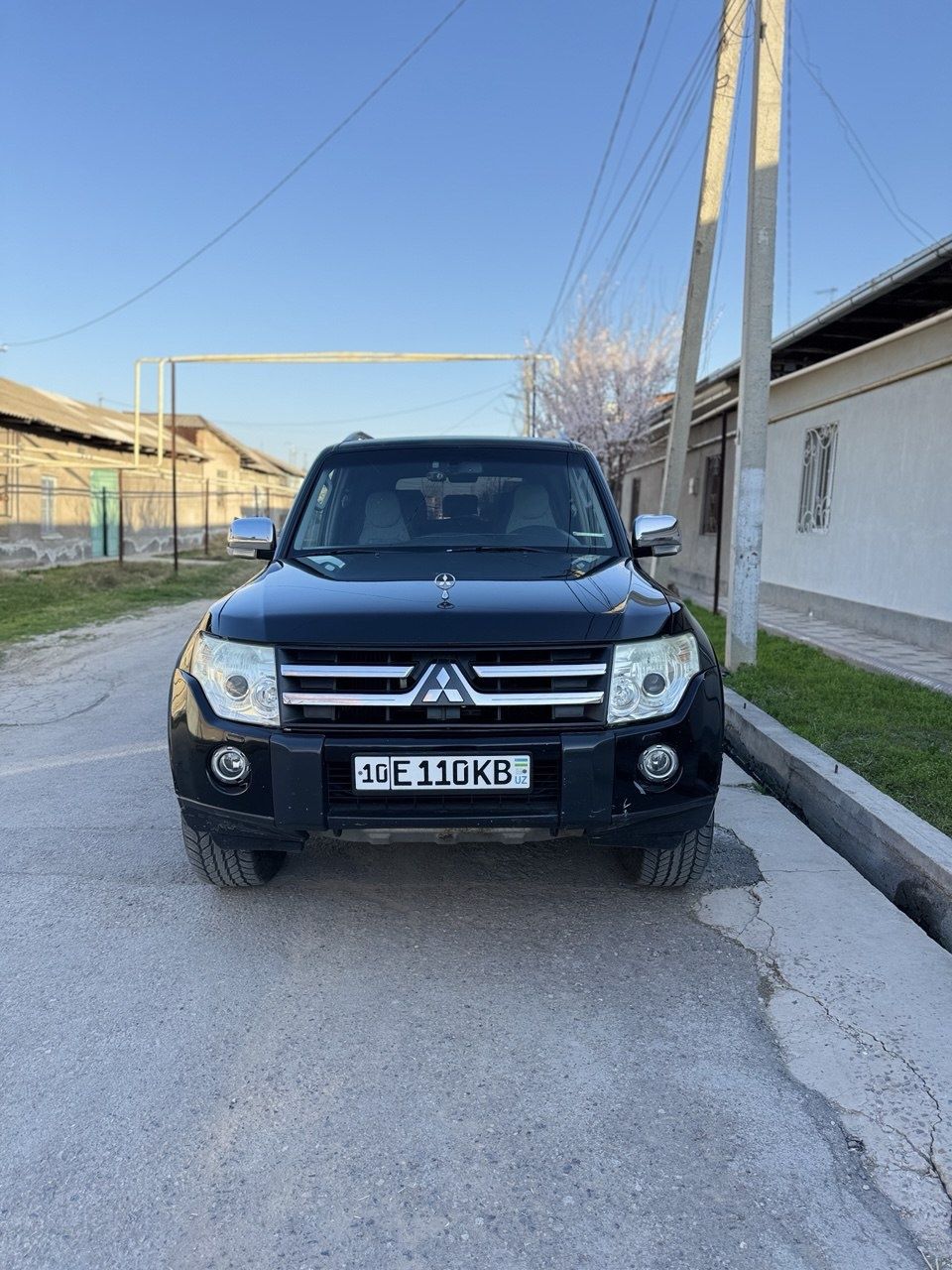 Митсубиси Паджеро 4