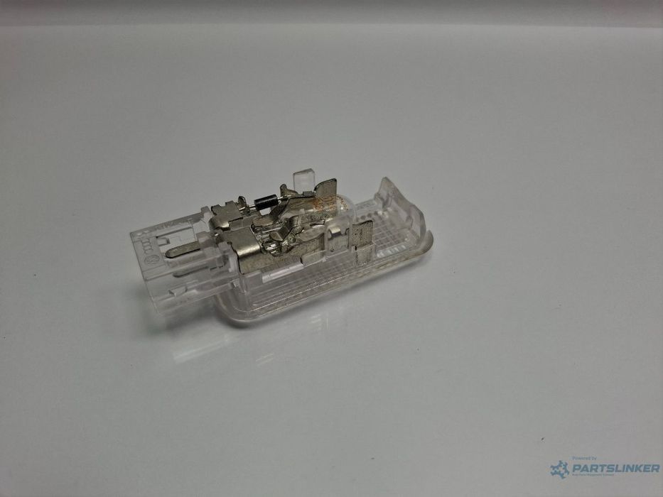 Lampa usa fata SKODA OCTAVIA Combi 5E5 2012 - > TDI CKFC, CRMB, CYKA 3B0947416