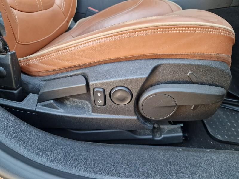 Scaun fata dreapta sport piele maro cu incalzire Opel Insignia A