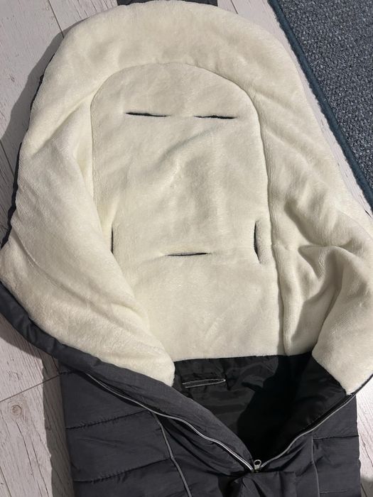 Зимен чувал за количка