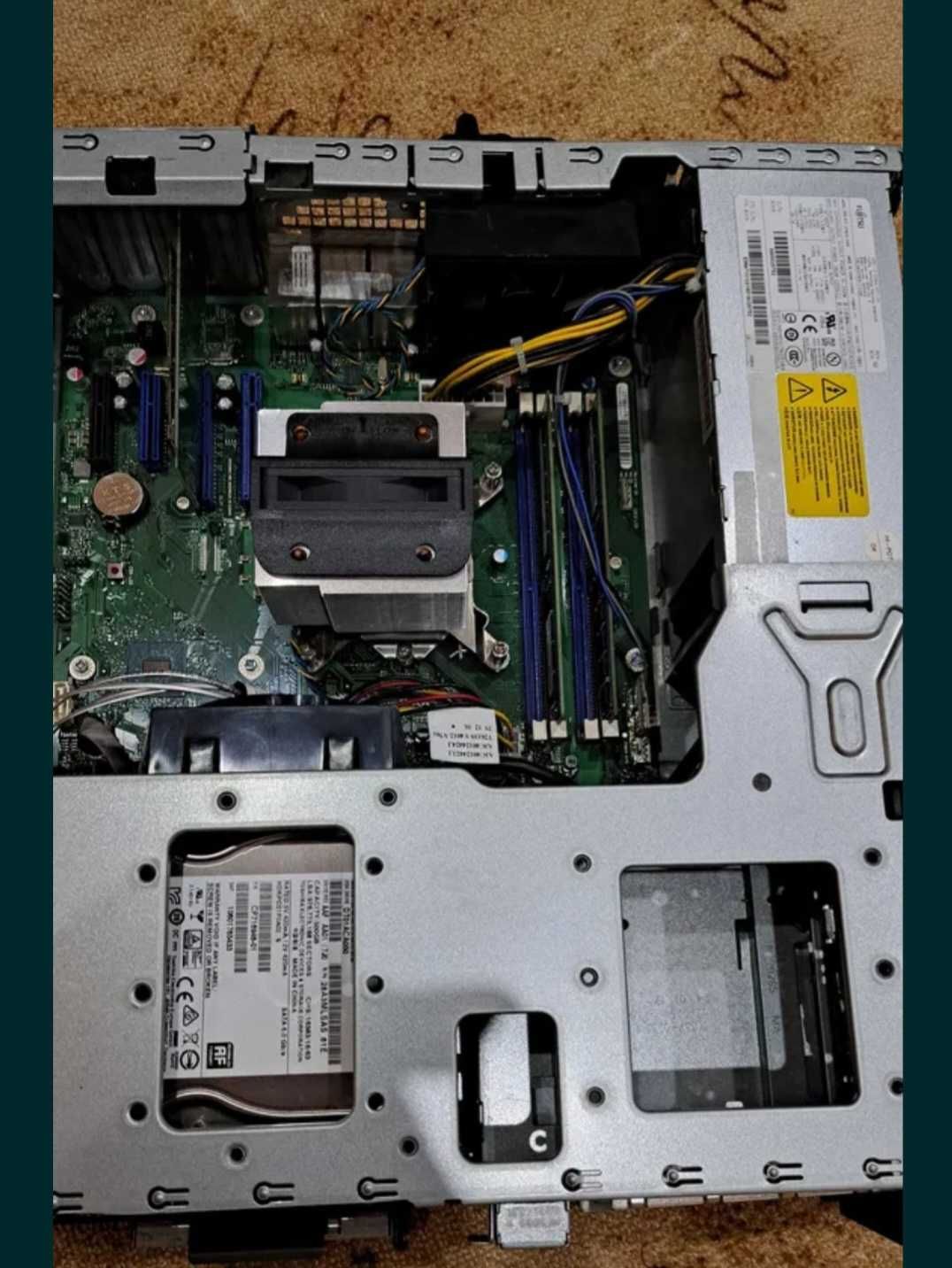 Fujitsu Siemens PRIMERGY TX1320 M2 Xeon / 24GB DDR4/ 1TB Nvme drive
