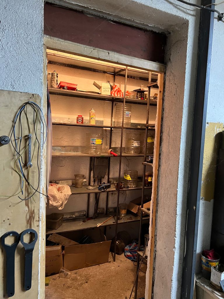 Продава се Промишлена сграда в Пловдив, Център - 58 кв.м за 1104 €/кв.м - Снимка #3