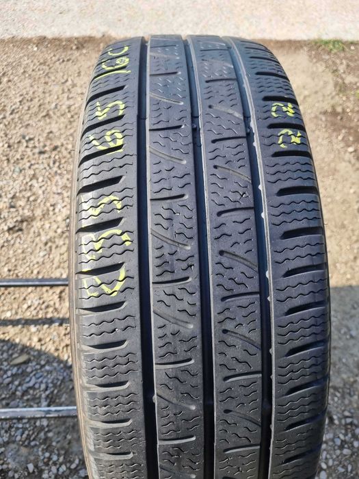 Anvelopa Iarna 235/65 R16C PIRELLI Carrier Winter MO-V 118/116R