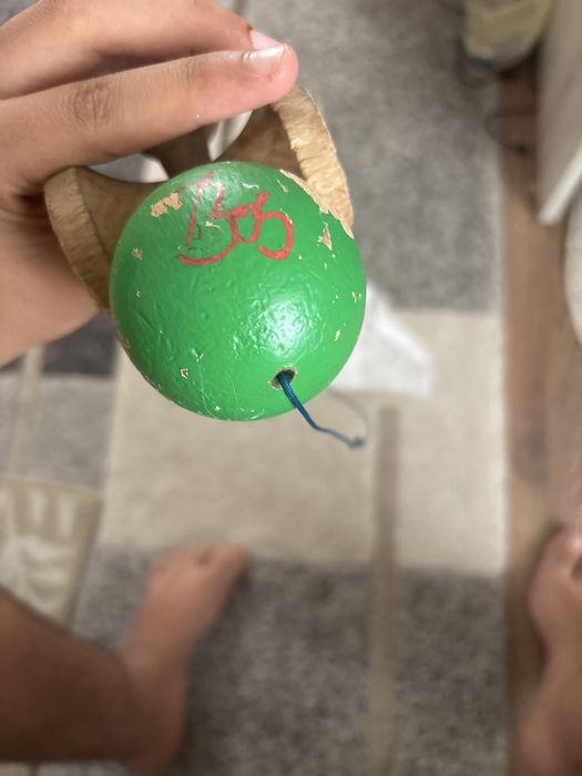 Vand kendama krom pop rubber semnara de BOB attistul si trupa today