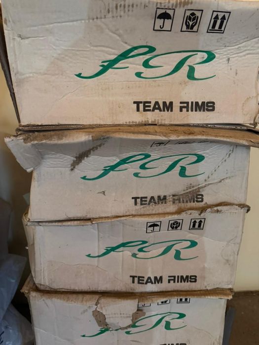 Продается железные диски, в отлияном состоянии