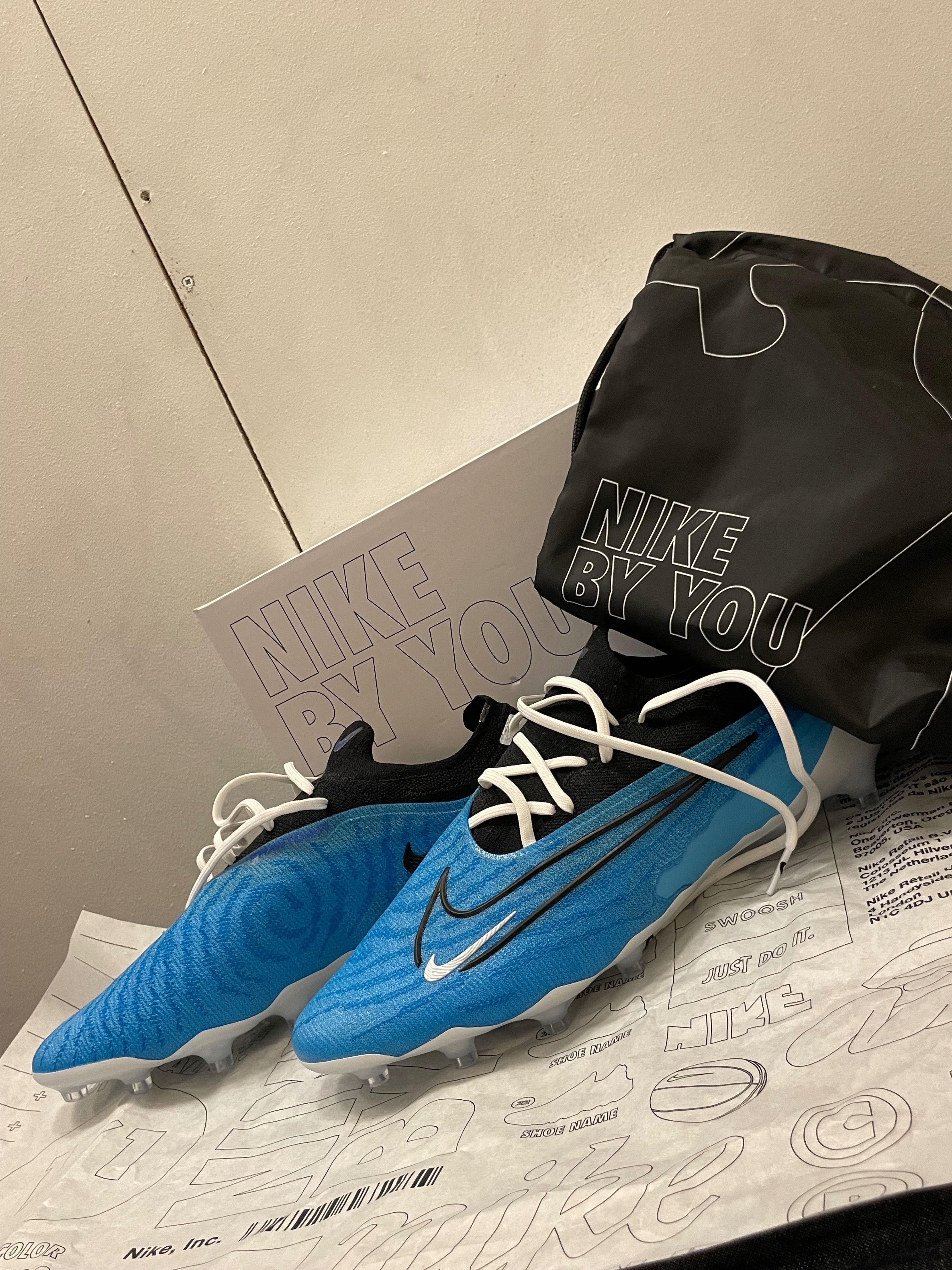 Бутонки: Nike Gripknit Phantom GX Elite
AG By You Custom Football Boot