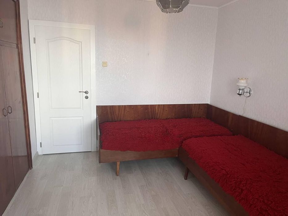 Дава се под наем Двустаен апартамент в Бургас, Зорница - 44 кв.м за 357 € - Снимка #2