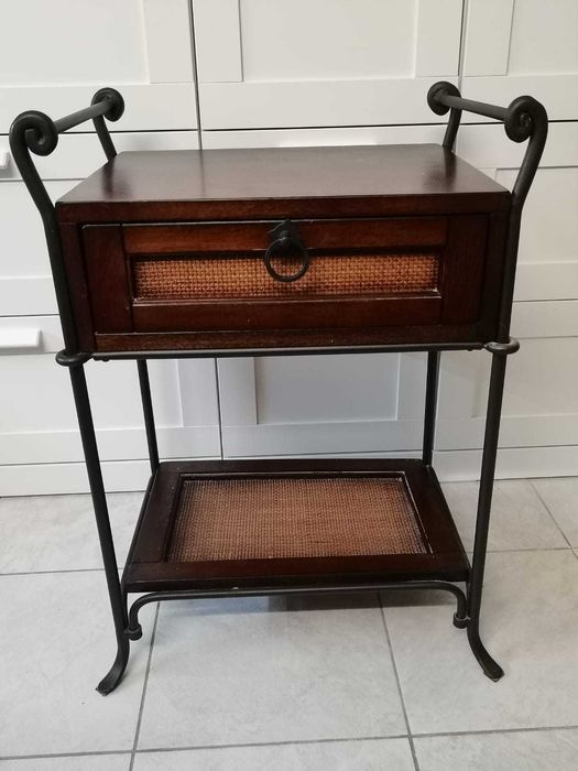 Комплект мебели гардероб, скринове и фотьойл