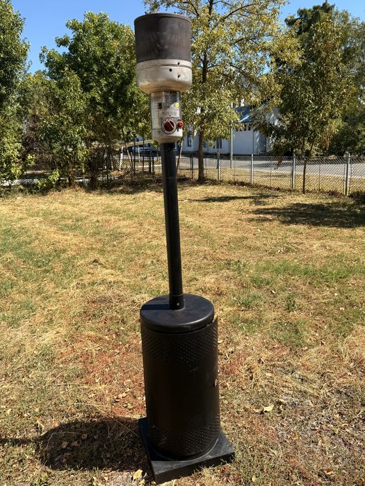 Incalzitor de terasa pe gaz.