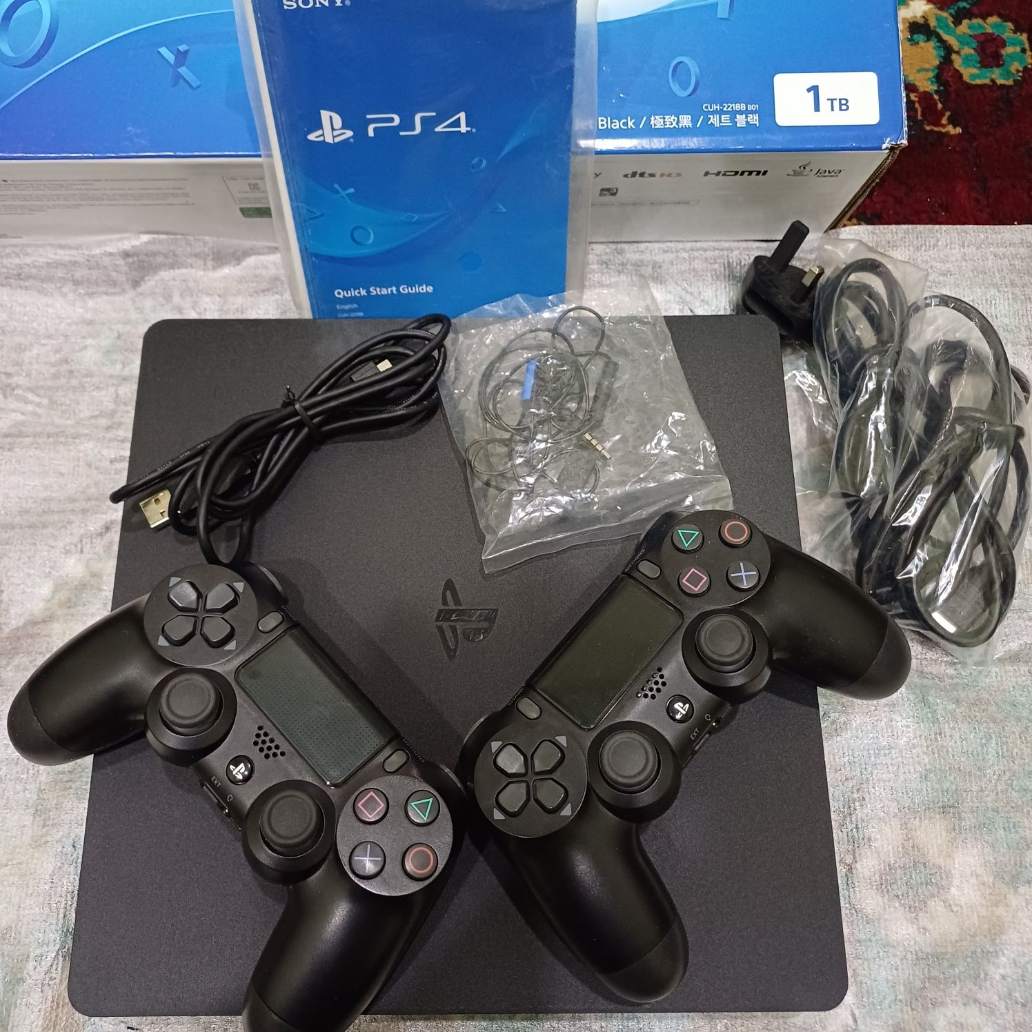 Игровая консоль Sony Play Station 4