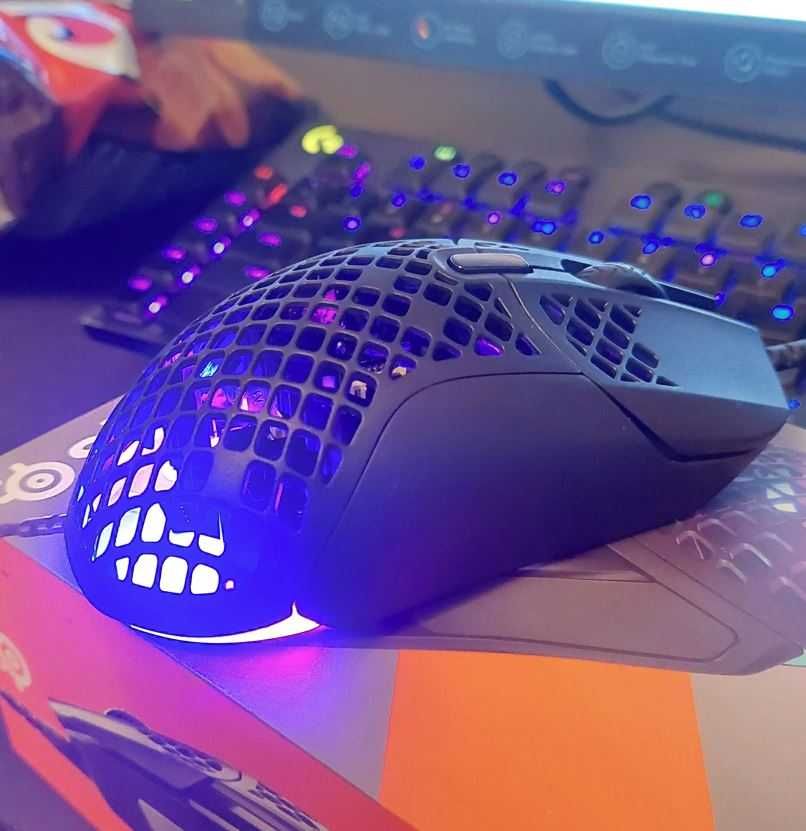 Mouse Gaming SteelSeries Aerox 5, ultrausor 66g, 18000 DPI