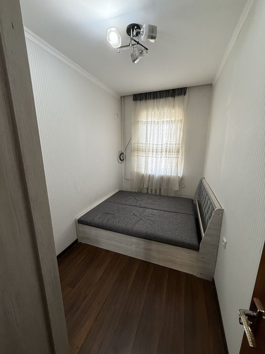 Parkentsky bozor. 3/7/9 uy sotiladi