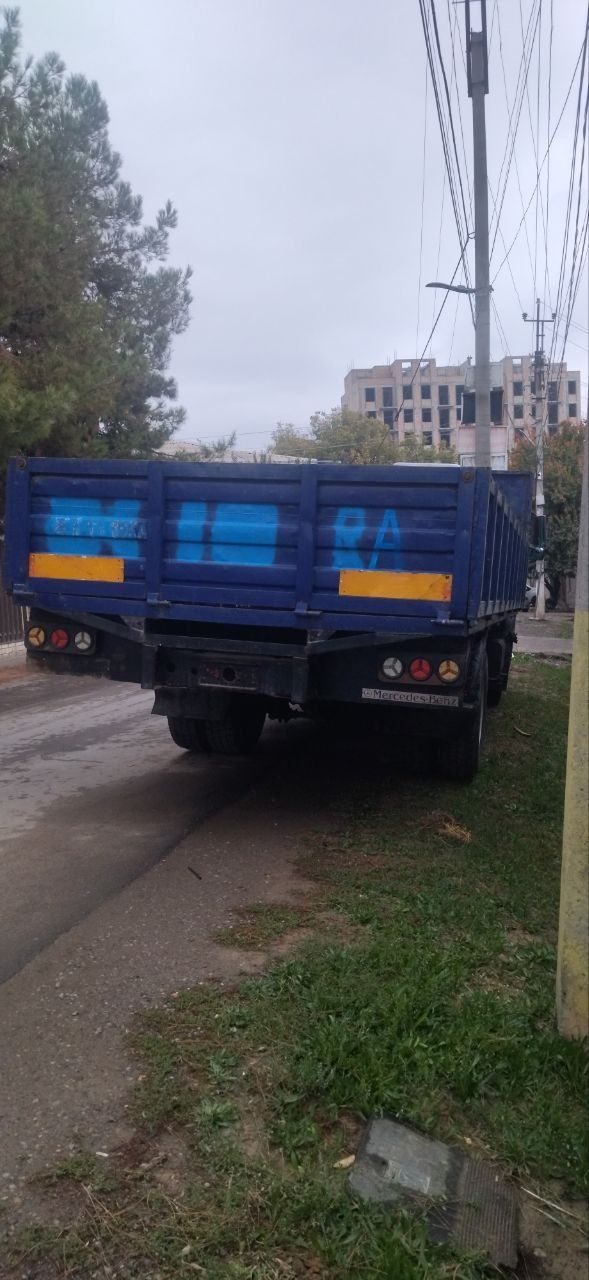 Мерседес сотилади