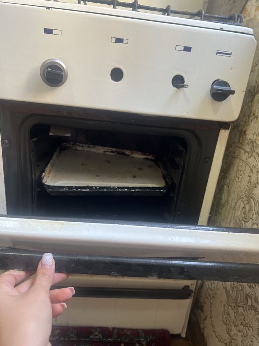 Gaz plita sotiladi