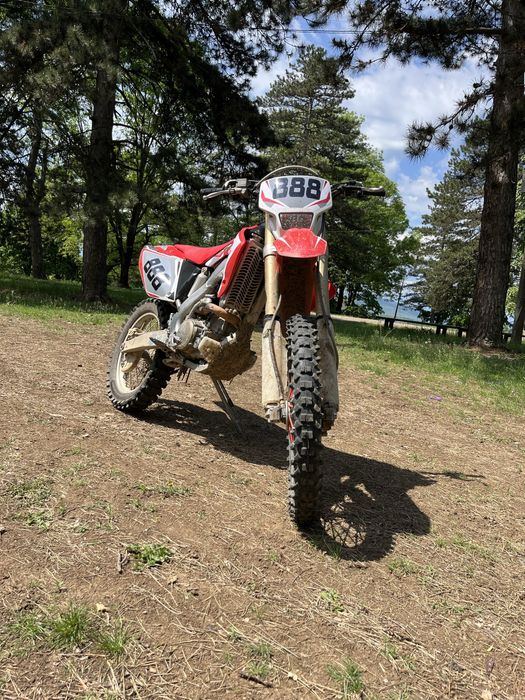 Honda crf250-x 2009 година