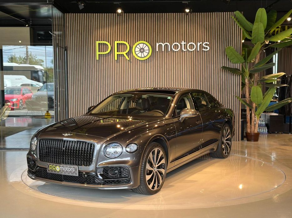 Bentley Flying Spur Bentley Flying Spur V8