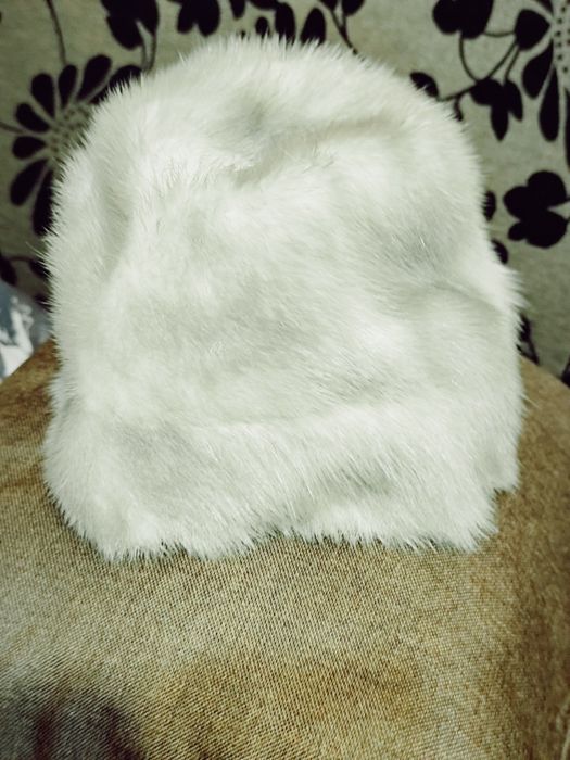 Дамски шапки от норка