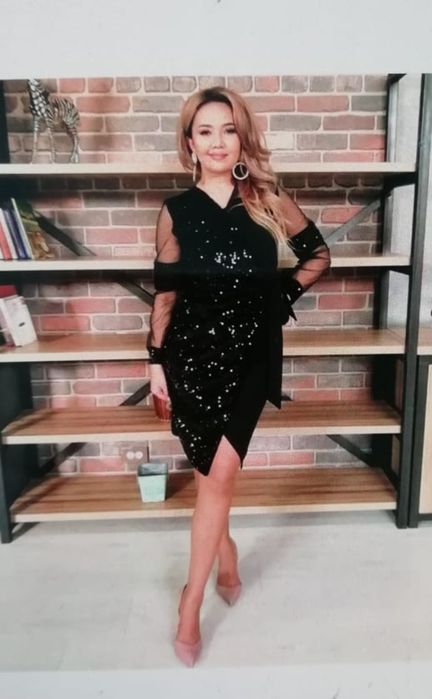 Продам вечерние платья