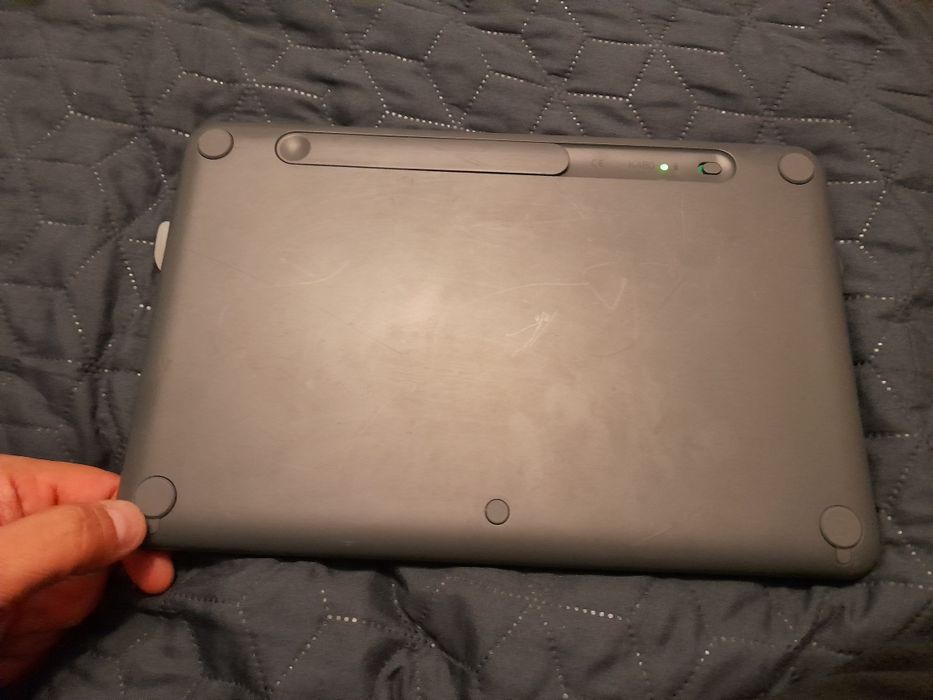 Vând tastatura Logitech K480 Multidevice