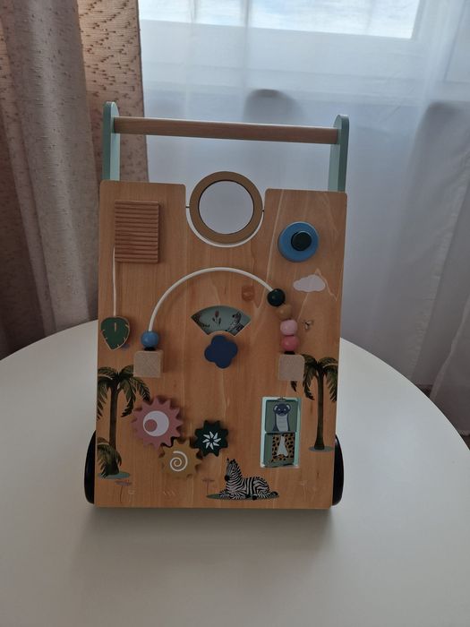 Antemergator din lemn