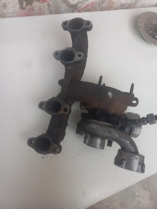 Turbina golf sau Lupo AXR