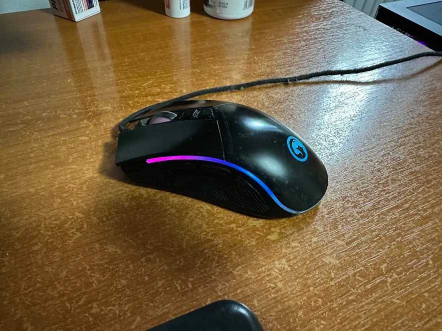 Schimb setup de gaming cu macbook air/pro doar varianta cu chip M