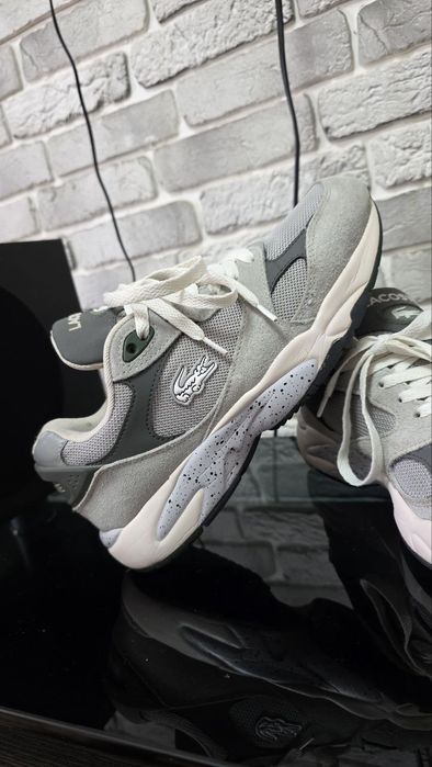 Оригинальные кроссы Lacoste
